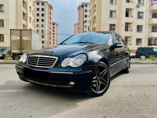 Mercedes C 240 2001, 258,000 km - 2.6 l - Bakı