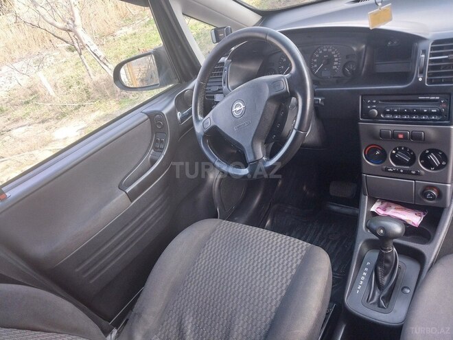 Opel Zafira 2005, 325,000 km - 2.2 l - Sumqayıt