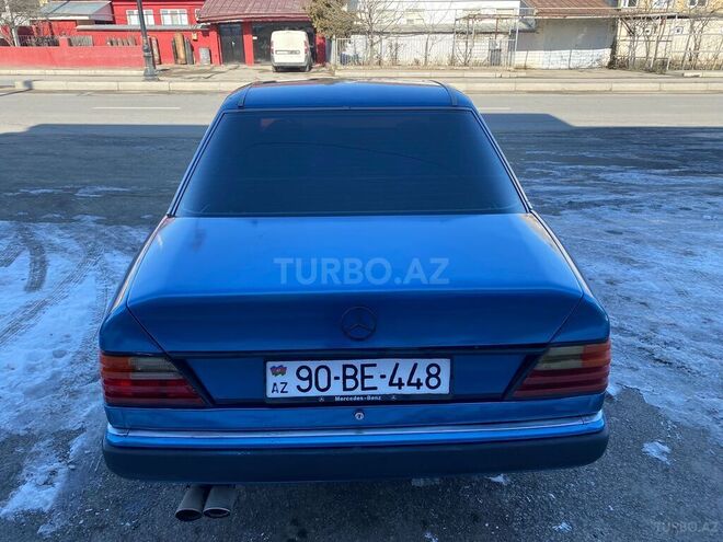 Mercedes E 220 1992, 430,000 km - 2.2 l - Quba
