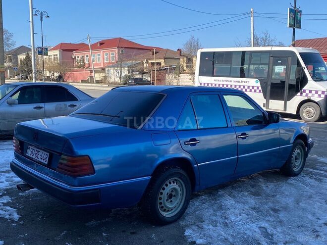 Mercedes E 220 1992, 430,000 km - 2.2 l - Quba