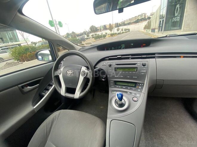 Toyota Prius 2010, 135,000 km - 1.8 l - Bakı
