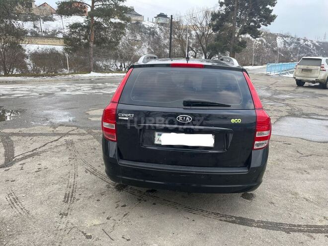Kia Ceed 2010, 163,000 km - 1.4 l - Quba