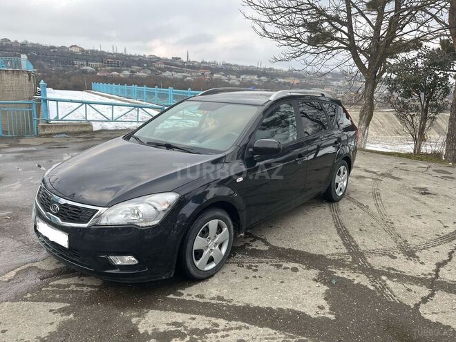 Kia Ceed 2010, 163,000 km - 1.4 l - Quba