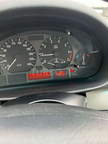 BMW 325 2004, 223,515 km - 2.5 l - Bakı