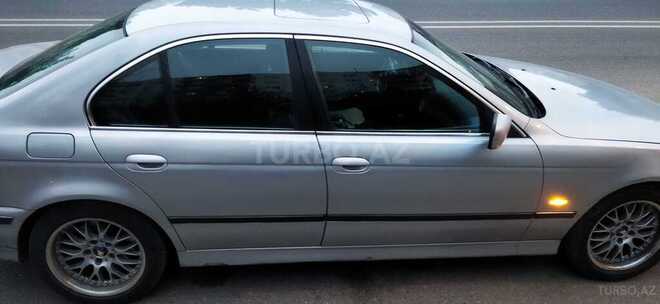 BMW 528 1998, 423,000 km - 2.8 l - Bakı