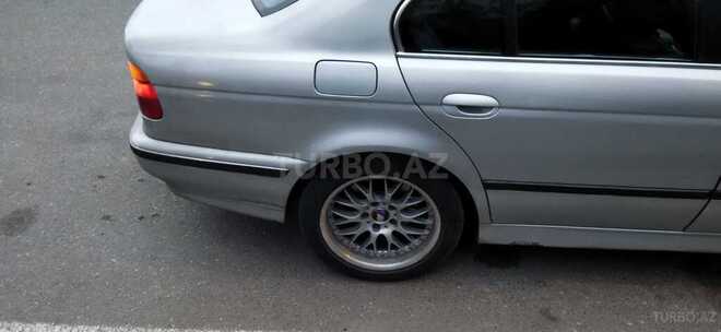 BMW 528 1998, 423,000 km - 2.8 l - Bakı