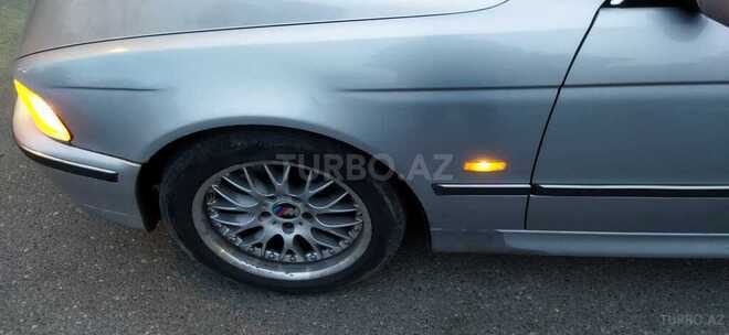 BMW 528 1998, 423,000 km - 2.8 l - Bakı