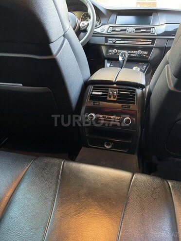 BMW 530 2011, 250,000 km - 3.0 л - Bakı