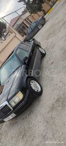 Mercedes E 200 1990, 350,000 km - 2.0 l - Bakı