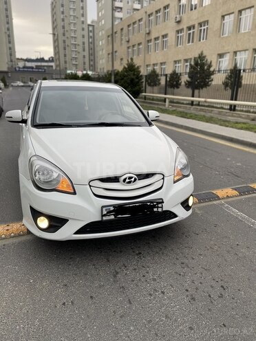 Hyundai Accent 2009, 130,000 km - 1.4 l - Bakı