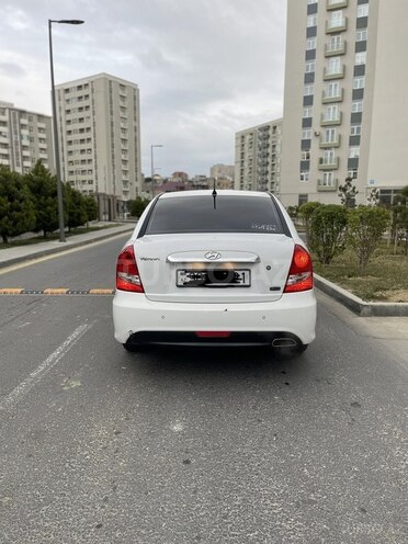 Hyundai Accent 2009, 130,000 km - 1.4 l - Bakı