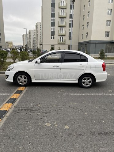 Hyundai Accent 2009, 130,000 km - 1.4 l - Bakı