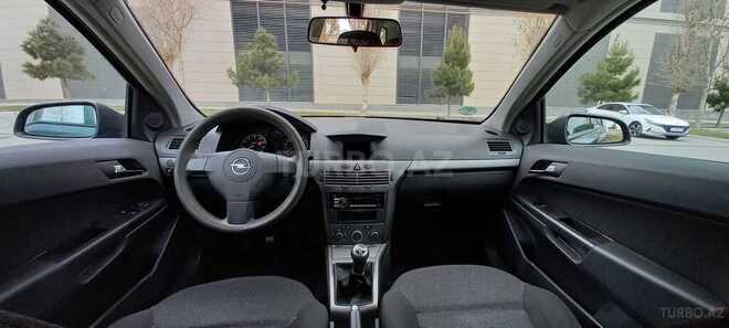 Opel Astra 2004, 180,000 km - 1.4 л - Bakı