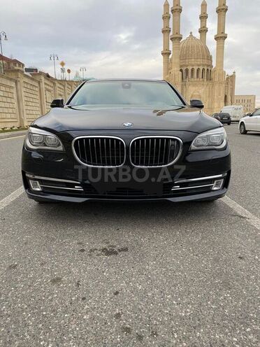 BMW 750 2014, 159,000 km - 4.4 l - Bakı