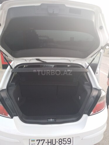 Opel Astra 2009, 193,000 km - 1.4 л - Bakı