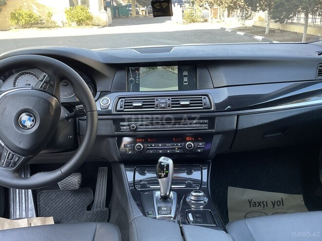 BMW 520e 2010, 242,100 km - 2.0 л - Bakı