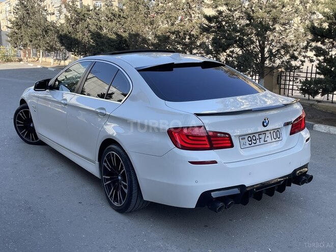 BMW 520e 2010, 242,100 km - 2.0 л - Bakı