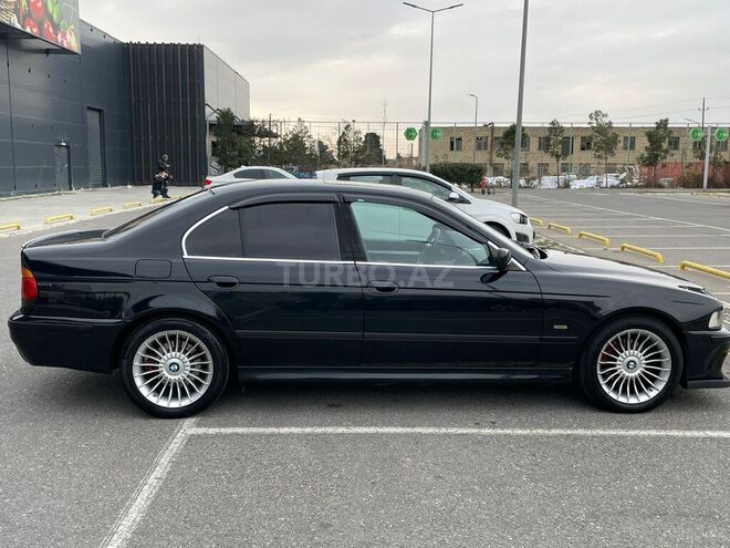BMW 525 2002, 333,000 km - 2.5 l - Bakı