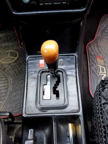 Mercedes 190 1991, 300,000 km - 2.0 л - Bakı