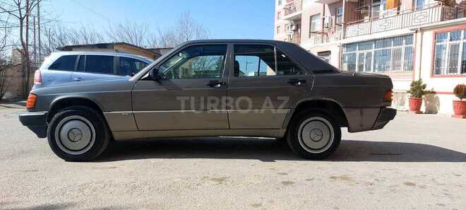 Mercedes 190 1990, 999,900 km - 2.0 l - Bakı