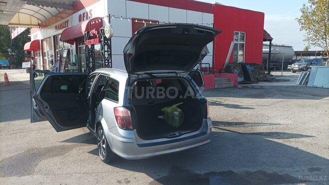 Opel Astra 2005, 265,000 km - 1.4 л - Qazax