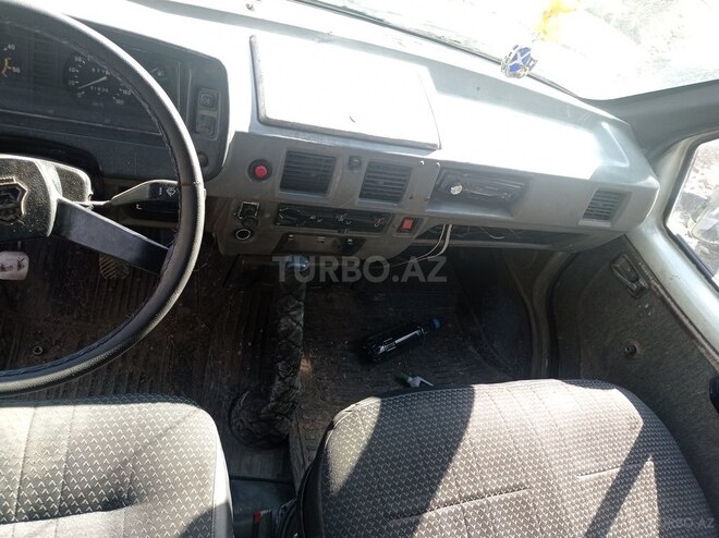 GAZ 2757 1998, 90,000 km - 2.4 l - Qax