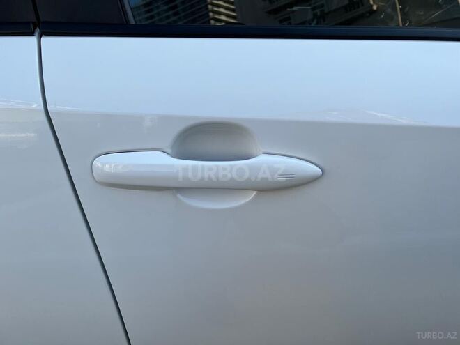 Toyota Corolla 2021, 17,570 km - 1.6 l - Bakı
