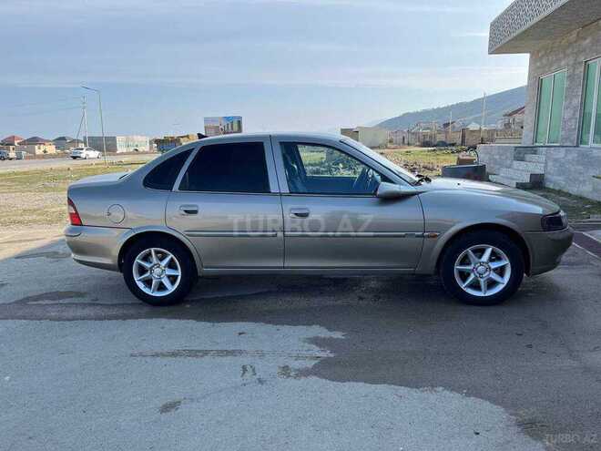 Opel Vectra 1996, 353,600 km - 1.8 l - Bakı