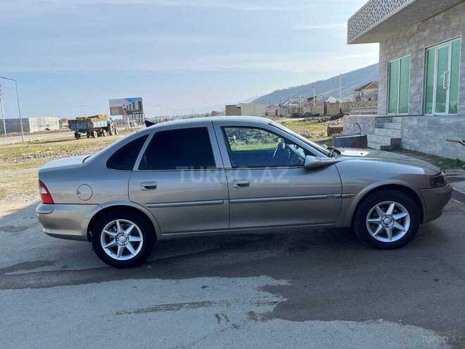 Opel Vectra 1996, 353,600 km - 1.8 l - Bakı