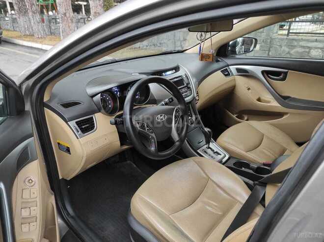 Hyundai Elantra 2013, 111,525 km - 1.8 l - Qax