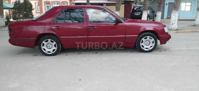 Mercedes E 200 1990, 210,000 km - 2.0 l - Sumqayıt