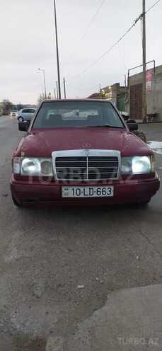 Mercedes E 200 1990, 210,000 km - 2.0 l - Sumqayıt