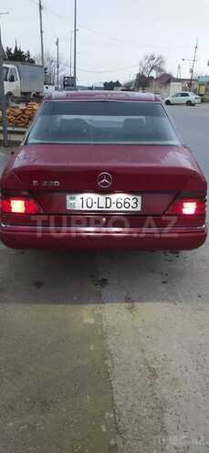 Mercedes E 200 1990, 210,000 km - 2.0 l - Sumqayıt