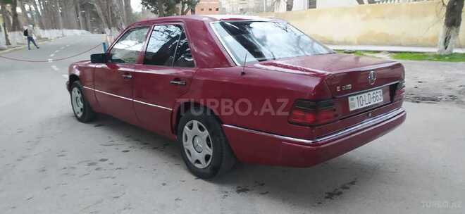 Mercedes E 200 1990, 210,000 km - 2.0 l - Sumqayıt