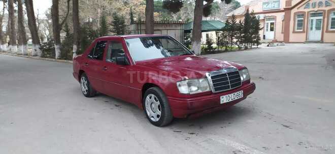 Mercedes E 200 1990, 210,000 km - 2.0 l - Sumqayıt