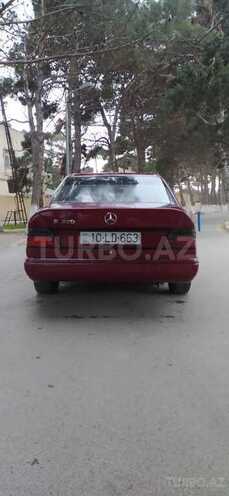 Mercedes E 200 1990, 210,000 km - 2.0 l - Sumqayıt