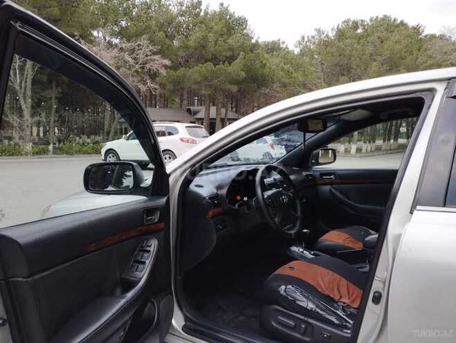 Toyota Avensis 2004, 322,000 km - 2.0 l - Sumqayıt