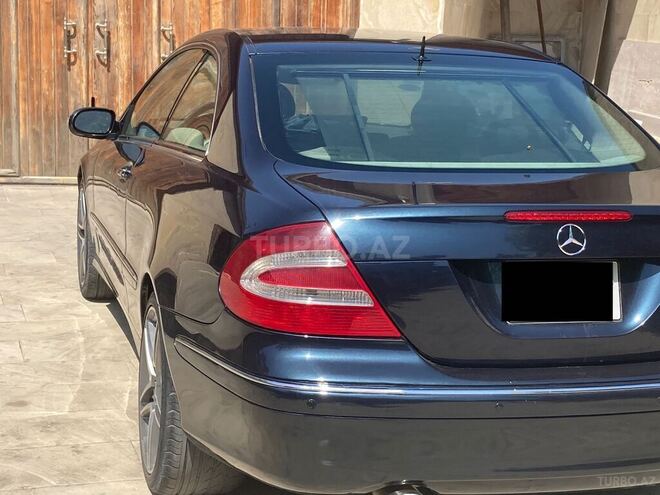 Mercedes CLK 320 2003, 220,000 km - 3.2 l - Bakı