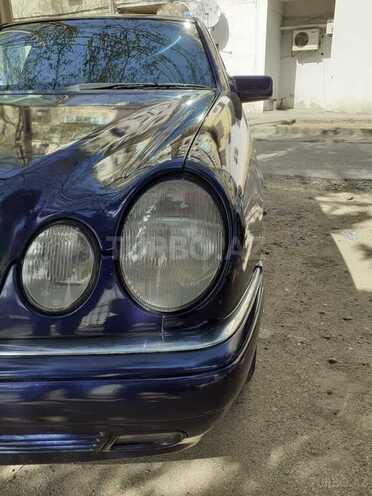 Mercedes E 230 1996, 417,000 km - 2.3 l - Bakı