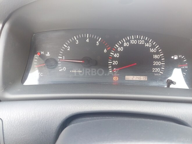 Toyota Corolla 2005, 214,619 km - 1.4 л - Bakı