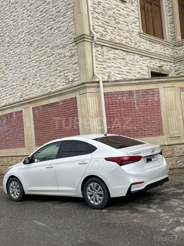 Hyundai Accent 2018, 104,607 km - 1.4 л - Bakı