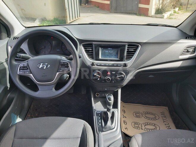 Hyundai Accent 2018, 104,607 km - 1.4 л - Bakı