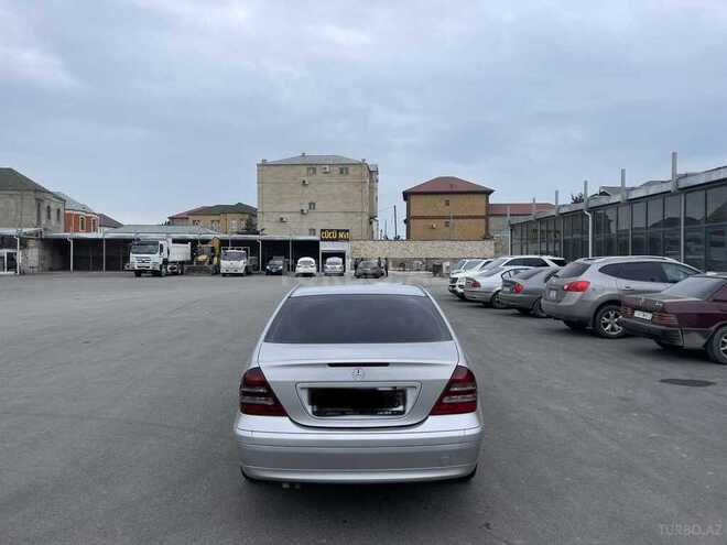Mercedes C 220 2000, 565,236 km - 2.2 l - Bakı
