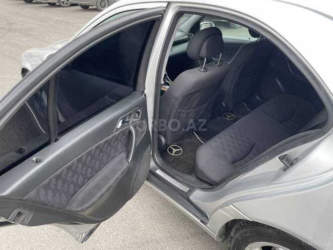Mercedes C 220 2000, 565,236 km - 2.2 l - Bakı