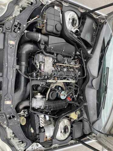 Mercedes C 220 2000, 565,236 km - 2.2 l - Bakı