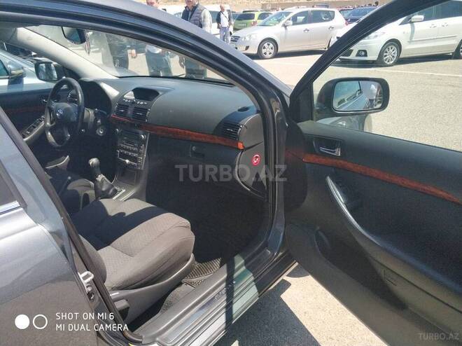 Toyota Avensis 2005, 230,000 km - 2.0 л - Bakı