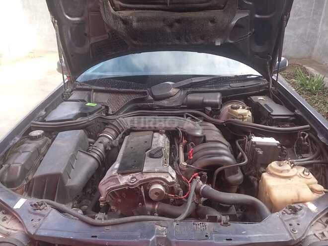 Mercedes E 280 1996, 380,000 km - 2.8 l - Gəncə