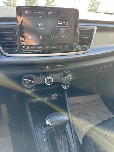 Kia Rio 2022, 15,700 km - 1.6 l - Bakı