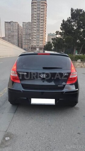 Hyundai i30 2011, 210,000 km - 1.6 l - Bakı
