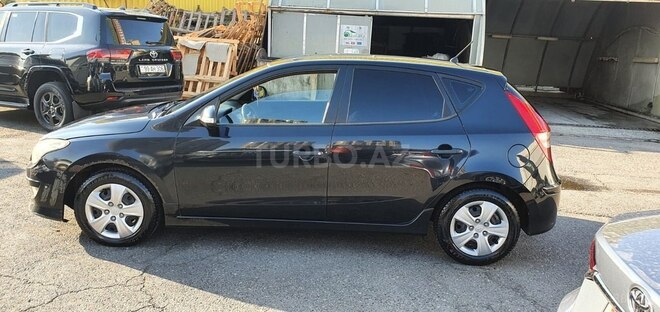 Hyundai i30 2011, 210,000 km - 1.6 l - Bakı